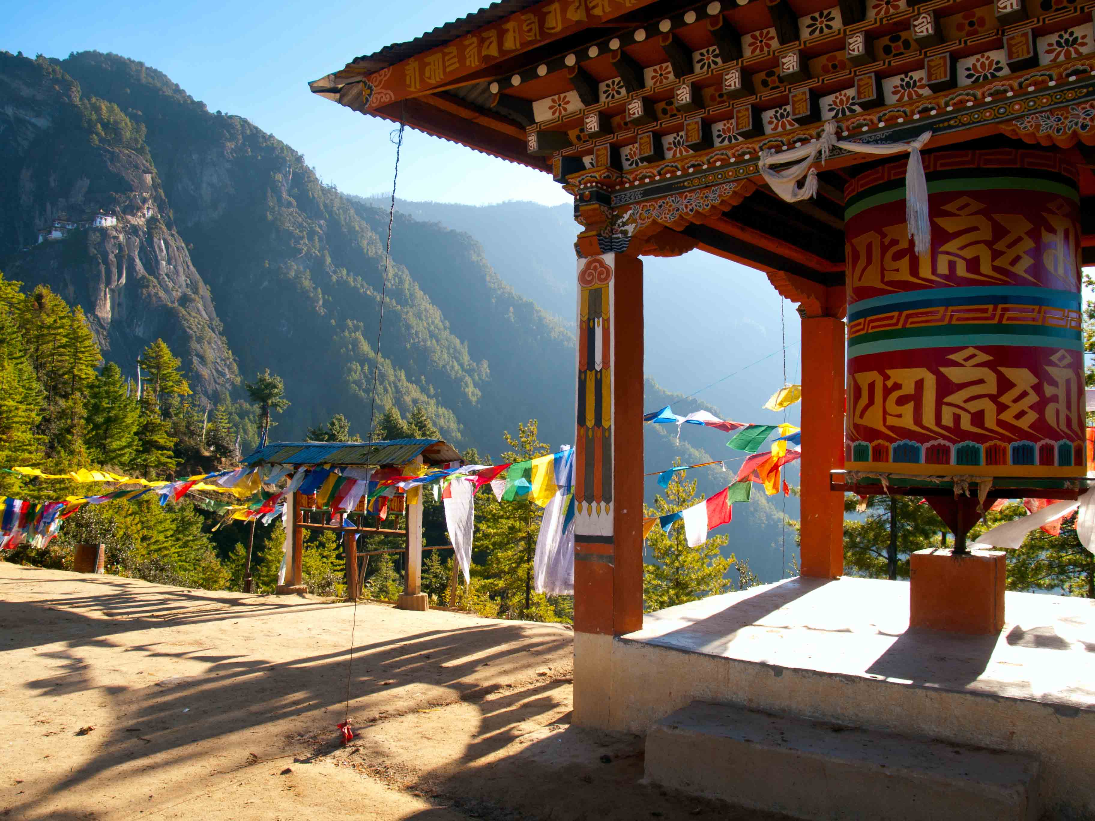 6 Days – Experience Authentic Bhutan